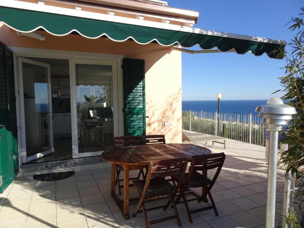 Villetta Sole Mare Santo Stefano al Mare Exterior foto